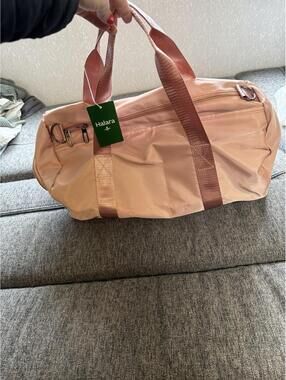Halara pink gym bag